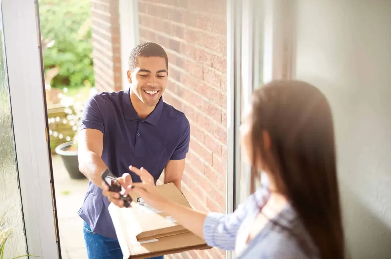 How Much Do Courier Services Cost?